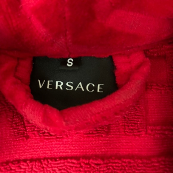 Men’s Red Authentic Versace Robe - Picture 2 of 3